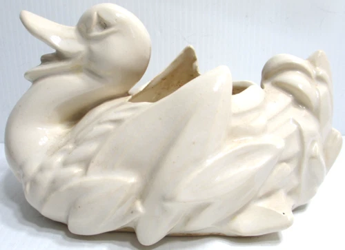 Vintage McCoy Pottery Planter Duck Creamy White 4 1/4" Tall