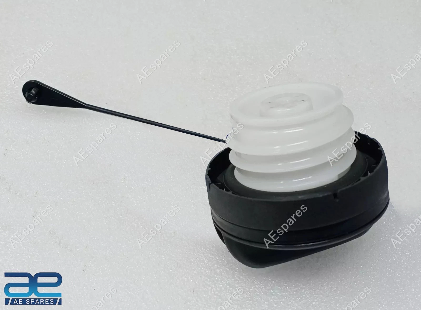 Fuel Tank Filler Cap For Suzuki Alto Baleno Ciaz Ertiga Swift WagonR 89260M60MA0 view 2