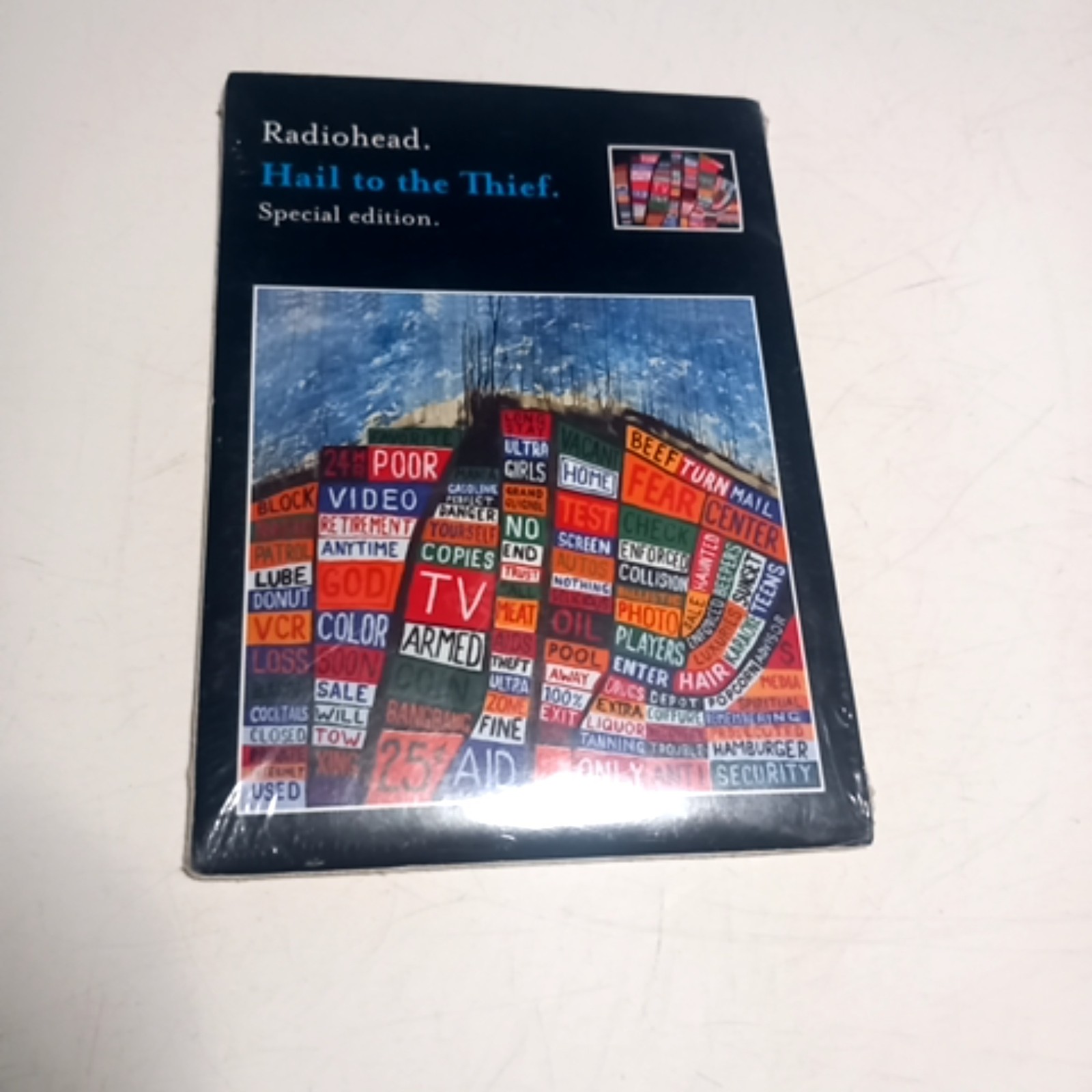 Radiohead Hail to the Thief Special Edition 2003 CD Album