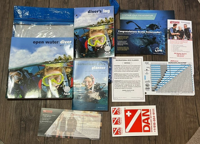 PADI Open Water Diver Crew Kit #60300, Manual, Planner, Log Incomplete READ