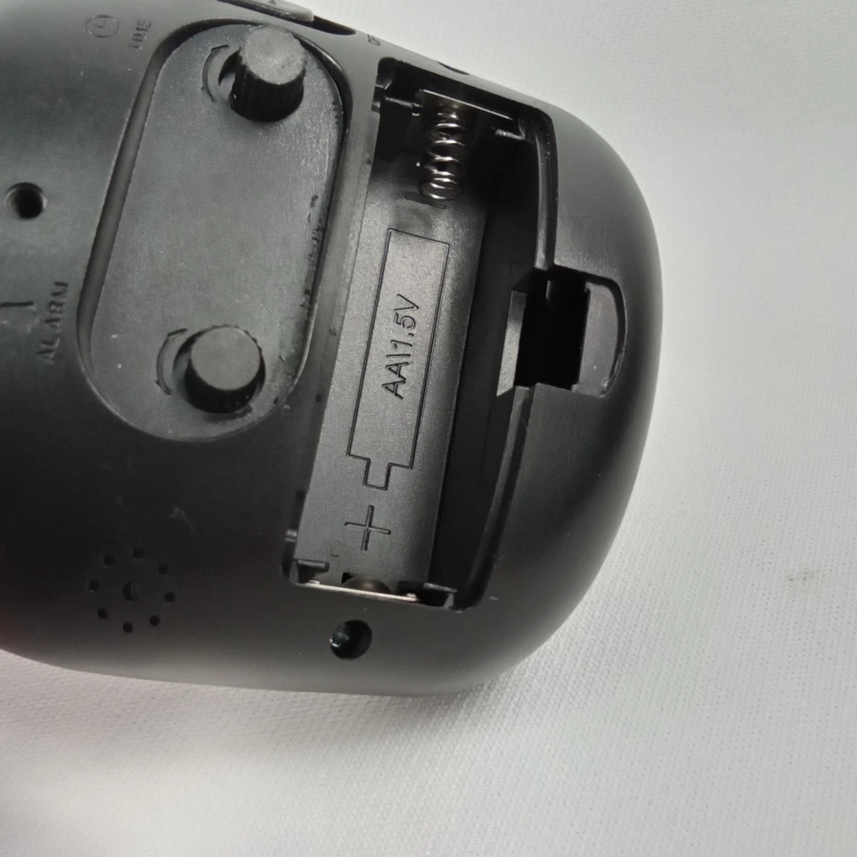 Vintage Tech Analog Alarm Clock Sharp Electronics With Snooze Light 2000s - Image 4 of 4