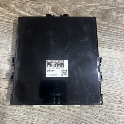 2010-2013 LEXUS RX350 Power Management Control Module 89690-0E011 OEM