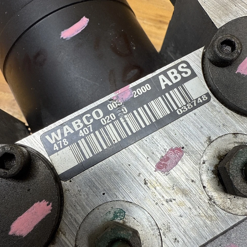 Módulo de freno antibloqueo bomba ABS Land Rover Discovery 1999-2004 OEM 4784070200 Foto 3 de 4