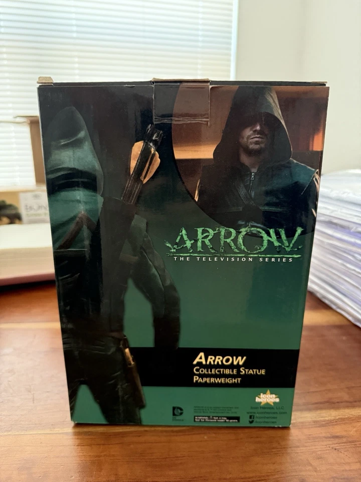 Auténtica estatua coleccionable DC Icon Heroes Arrow serie de televisión Arrow temporada dos Foto 2 de 4