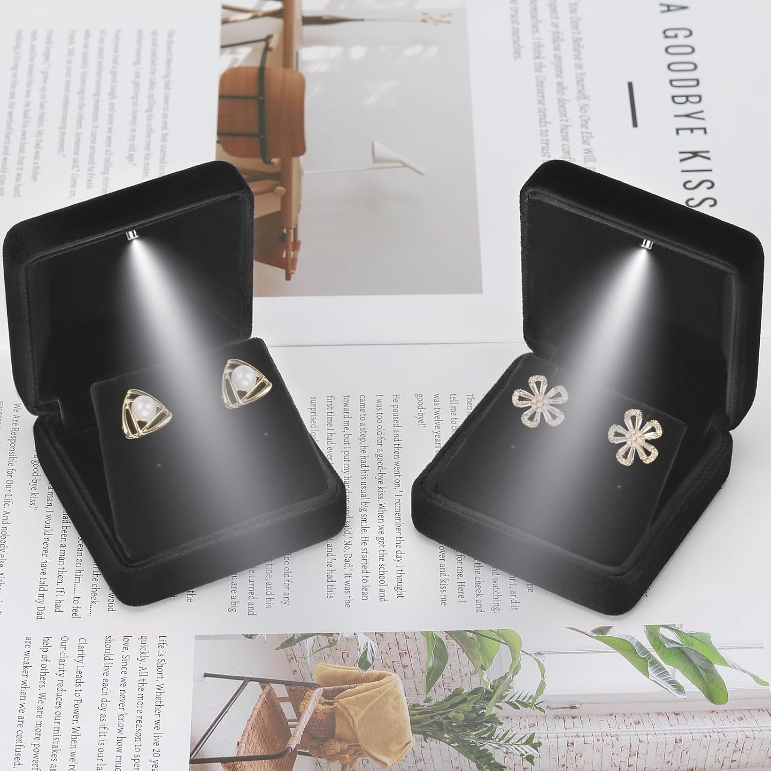 LETURE Velvet Metal Earring Gift Box with LED Light, Luxury Small Black 