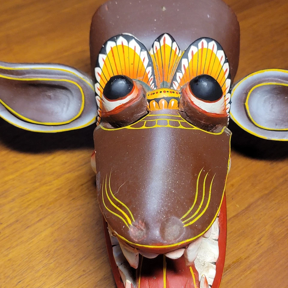 Máscara Raksha de cocodrilo de madera tradicional hecha a mano de Sri Lanka de colección diablo Naga Foto 3 de 4