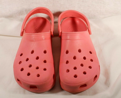 pink crocs size 11