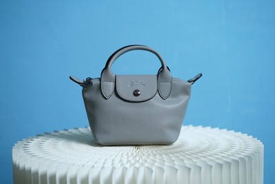 le pliage cuir top handle bag xs