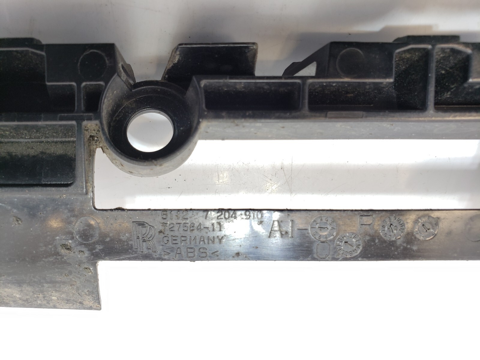 ✅ 2010-2014 OEM Rolls-Royce Ghost RR4 Rear Left Right Bumper Guide Bracket