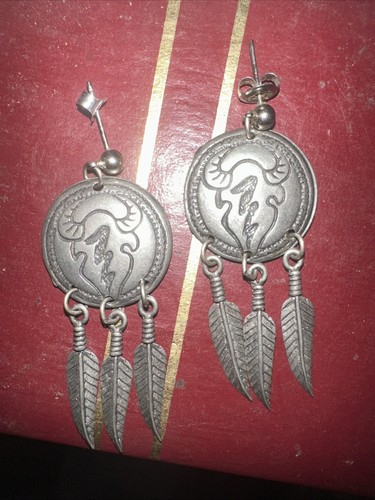 Vintage Earrings Indian Head Buffalo Feather Pierced - Picture 2 of 4