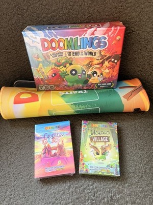 NEU Doomlings Bundle: Neueste 3. Dritte Ausgabe 2026 + 2 Erweiterungen + Spielmatte
