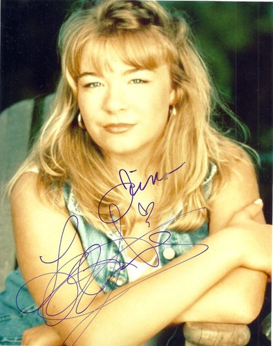 Lee Ann Rimes Autographed 8