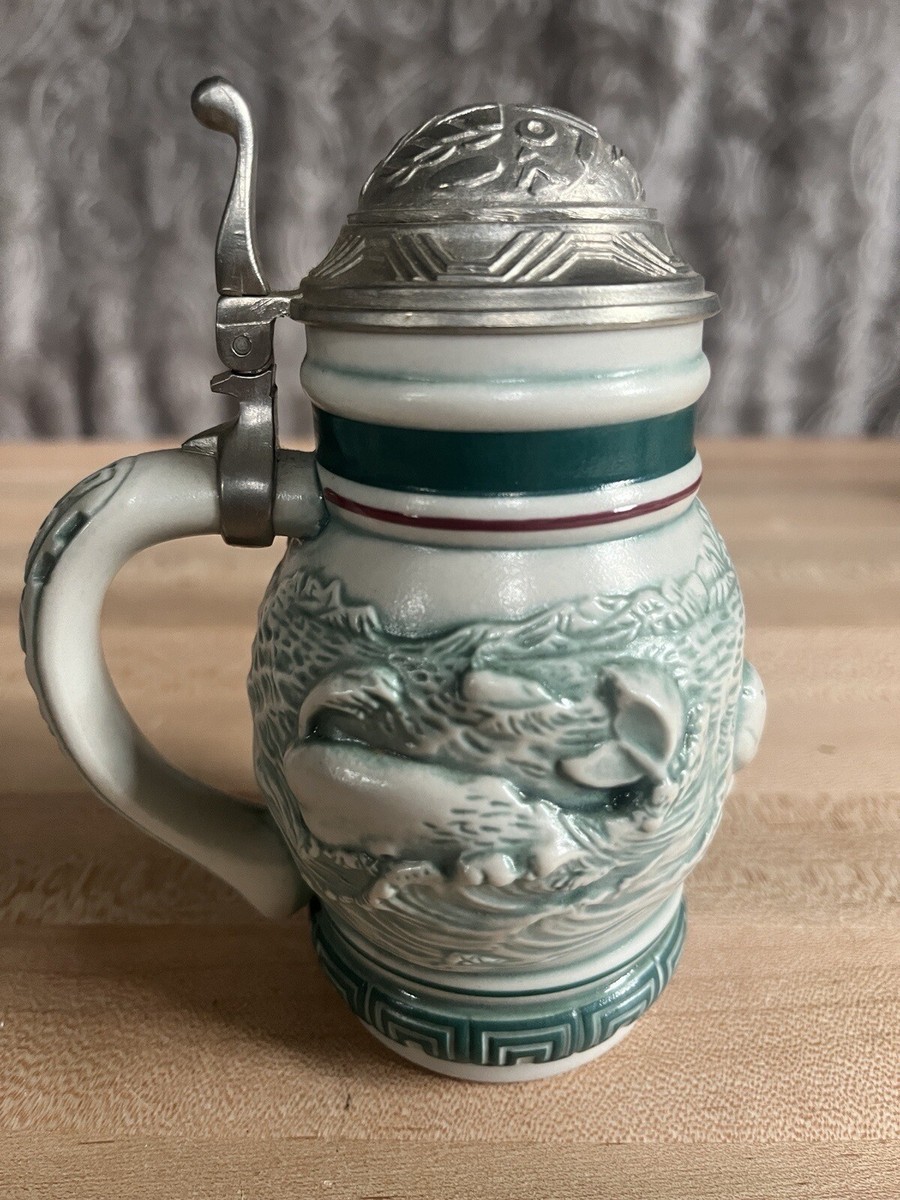 AVON 1992 ENDANGERED SPECIES Sperm Whale Mini Stein Hand Crafted
