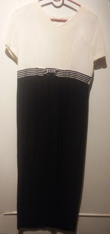 Used Size 7-8 Ivory & Navy Long Dress from Betsy’s Things, V-neck, empire waist