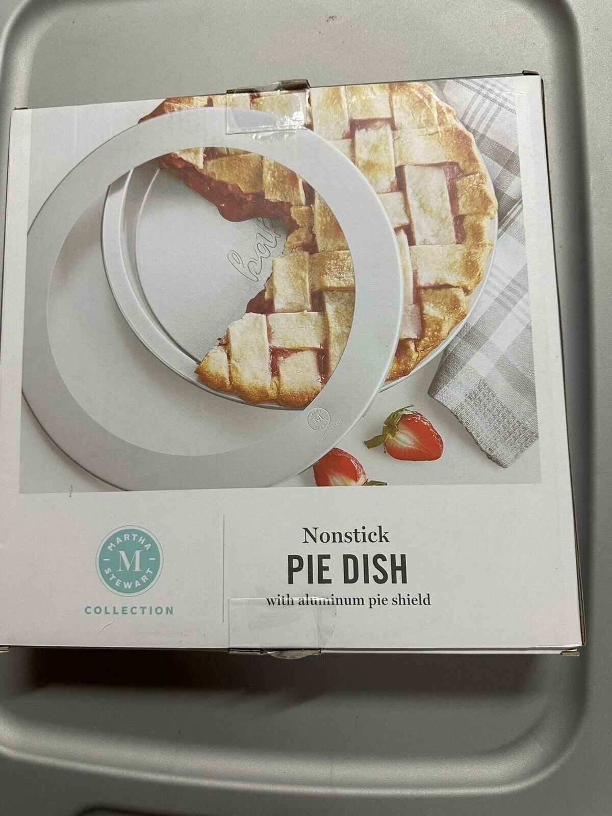 Martha Stewart Pie Dish With Aluminum Pie Shield