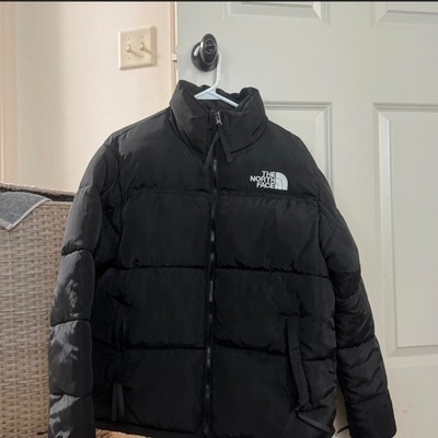 The North Face 700 Women s L Black Down Puffer Jacket Full Zip Pockets