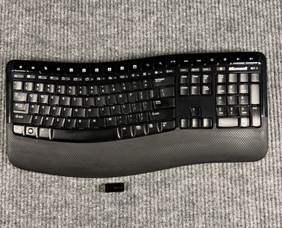 Microsoft Comfort Keyboard 5000 Model #1394 Black Wireless with Dongle Included 