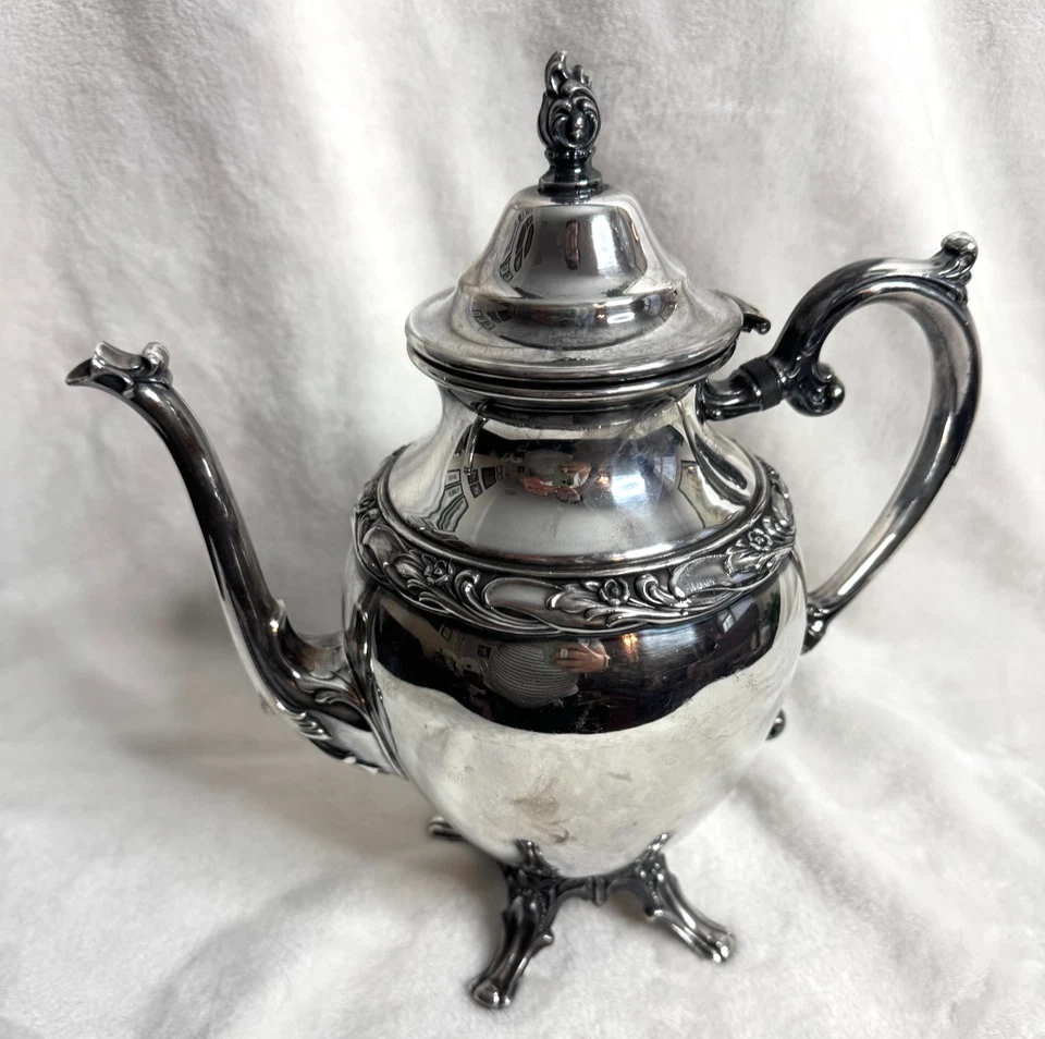 Tetera vintage Rogers & Bro 4601 plateada 10" exquisita colección Foto 4 de 4