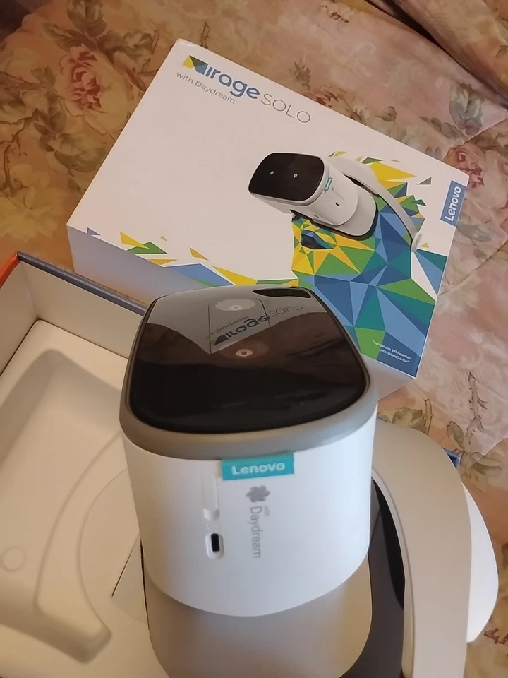 Lenovo Mirage Solo with Daydream Virtual Reality Headset - Image 4 of 4