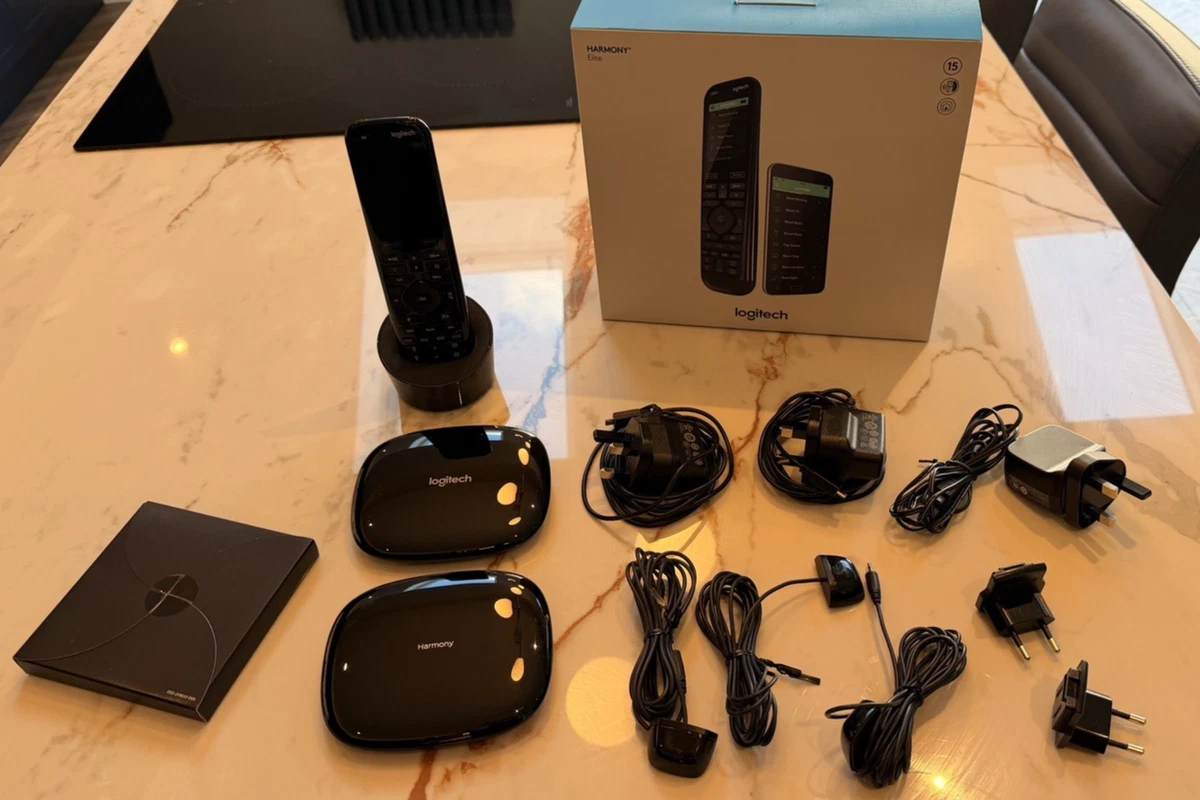 Télécommande Universelle Logitech Harmony Elite Avec Hub Et Accessoires - Occasion