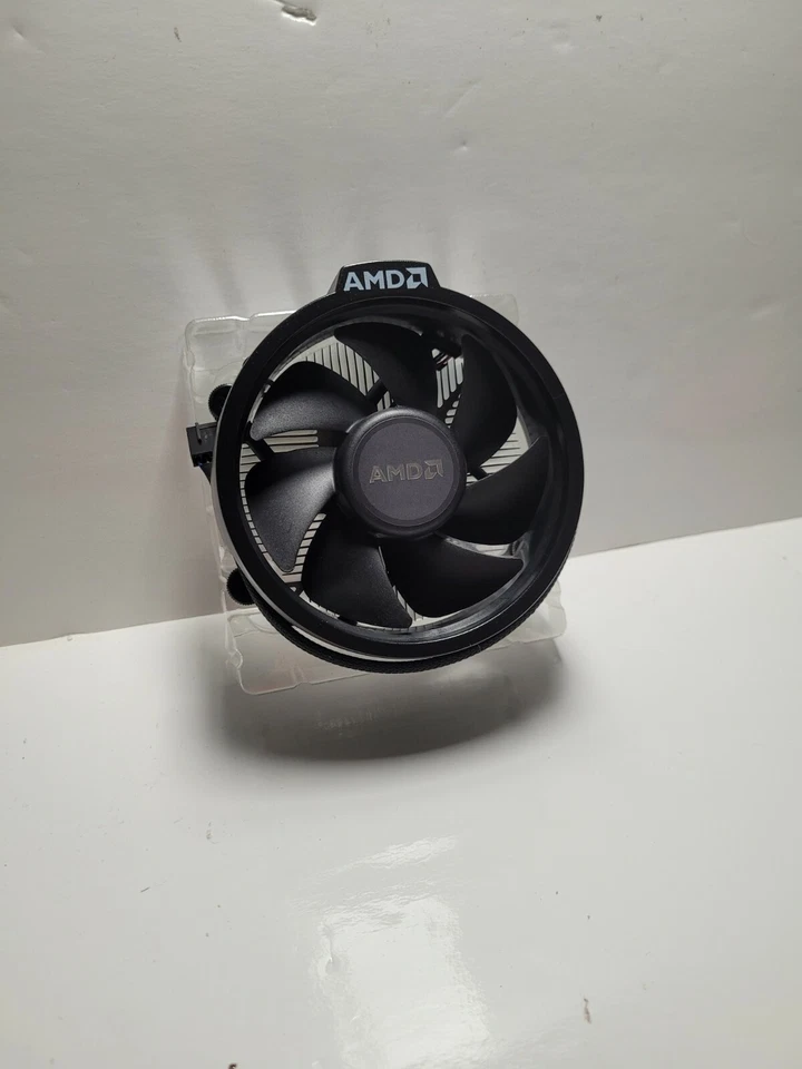 AMD Ryzen 5 1500X Processor with Wraith Spire Cooler - Image 3 of 4