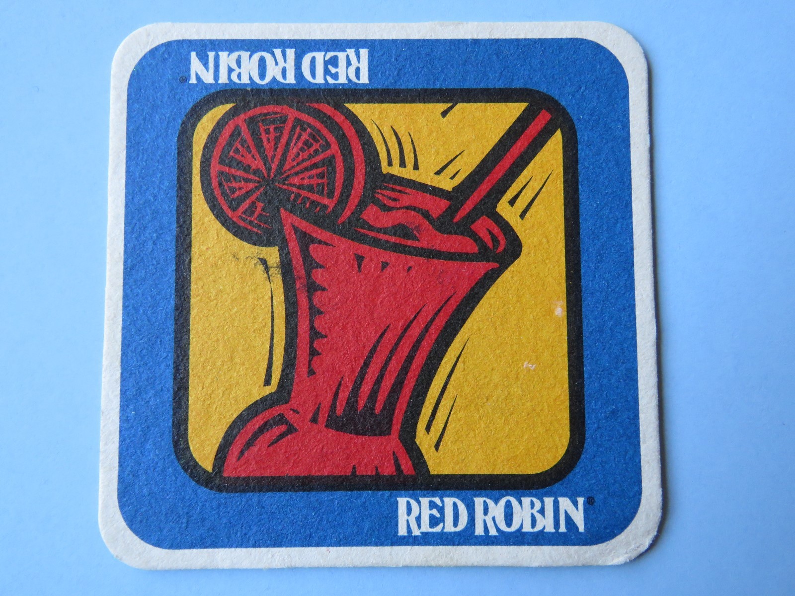 Fresco Cerveza Pub BAR Posavasos ~ Rojo Robin Gourmet Burgers & Spirits ~