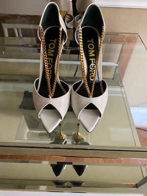 NEW Tom Ford Wishbone Chain Pumps Size US 9