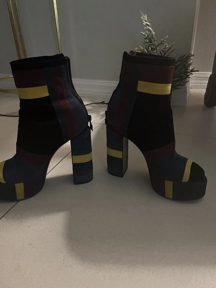 Pierre Hardy para mujer talla 38 EE. UU. 8. Botines de cuero negro hechos a mano en Italia, Foto 3 de 4