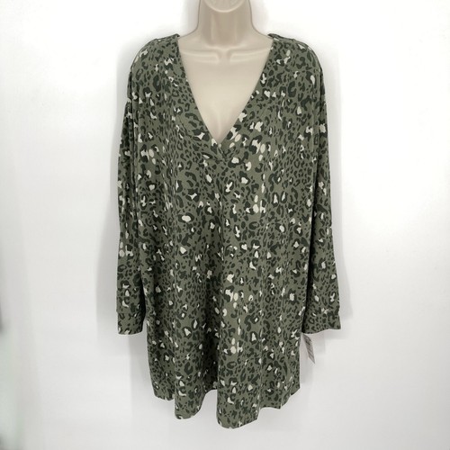 Jenni NWT Women's Long Sleeve V-Neck Sleep Shirt Size L Sage Green Leopard Print