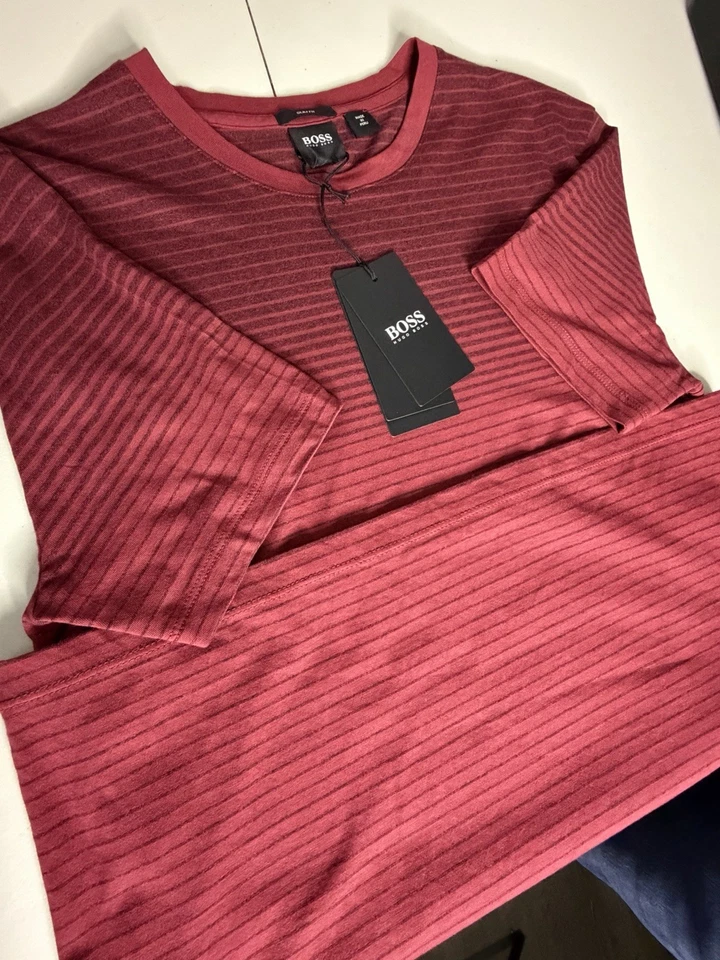 Hugo Boss Men's Short Sleeve T-Shirt Size Medium Red Cotton - Image 3 of 4