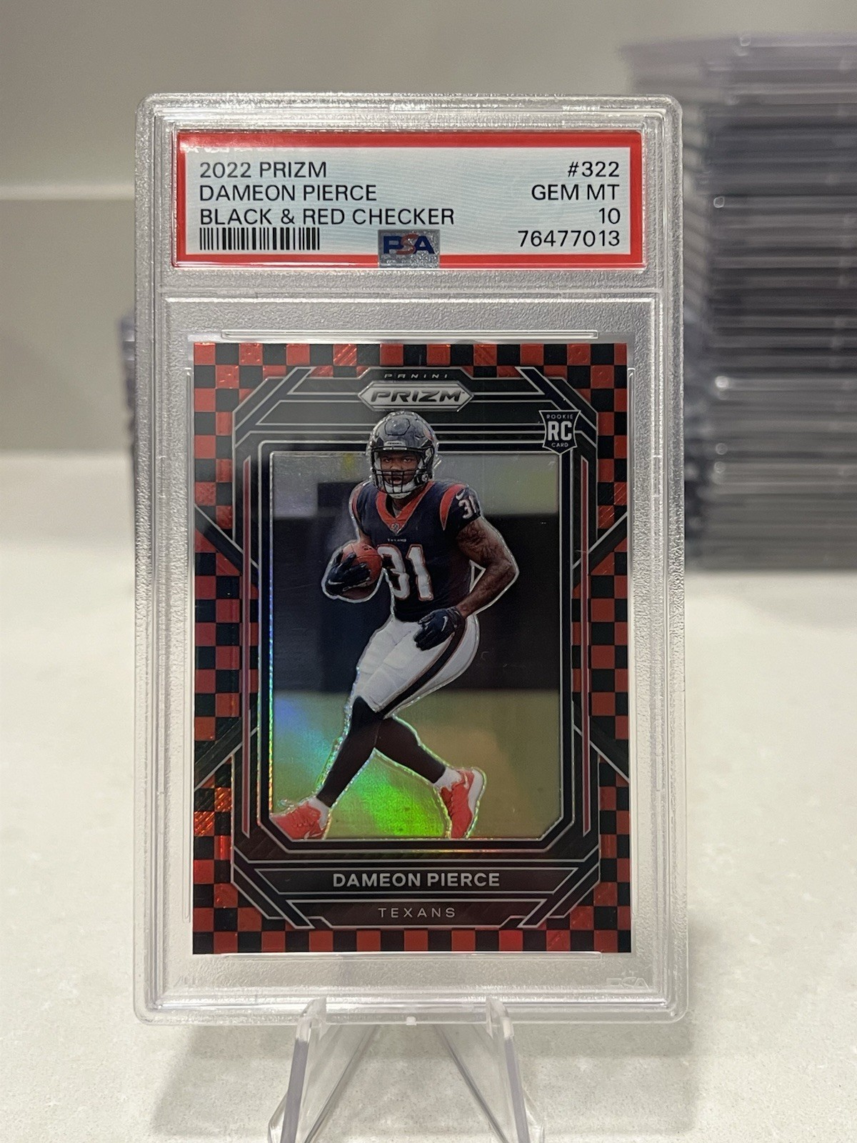 4267 Dameon Pierce 2022 Panini Prizm 322 Black & Red Checker Prizm RC PSA 10