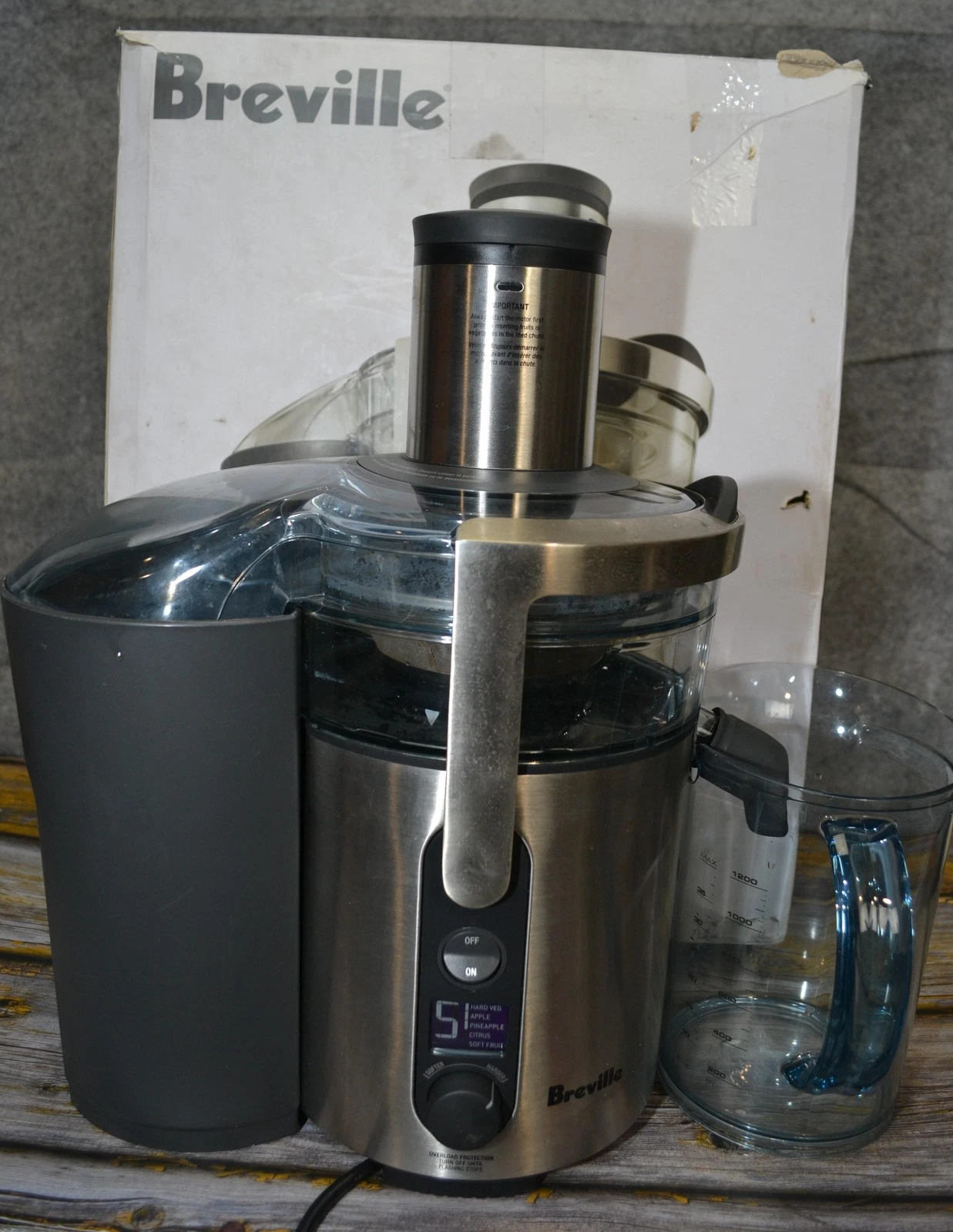 Breville Juicer BJE510XL Multi-Speed Fountain Centrifugal Juicer 900W Stainless