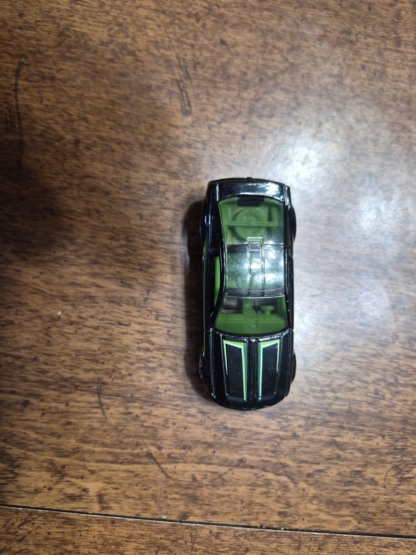 2004 Hot Wheels #048 Ford Mustang GT Concept Black