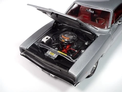 AUTOWORLD AMM1344 1:18 1968 DODGE CHARGER R/T "426 HEMI" MCACN (AA1 SILVER) - Image 4 of 4
