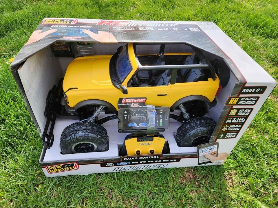 new-brightford-bronco-1-8-scale-rc-yellow-remote-control-car-brand-new