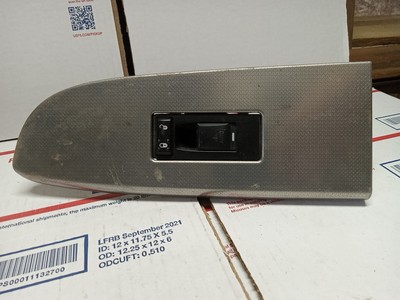 08-10 JEEP COMMANDER FRONT PASSENGER RIGHT SIDE POWER WINDOW SWITCH 04602786AA
