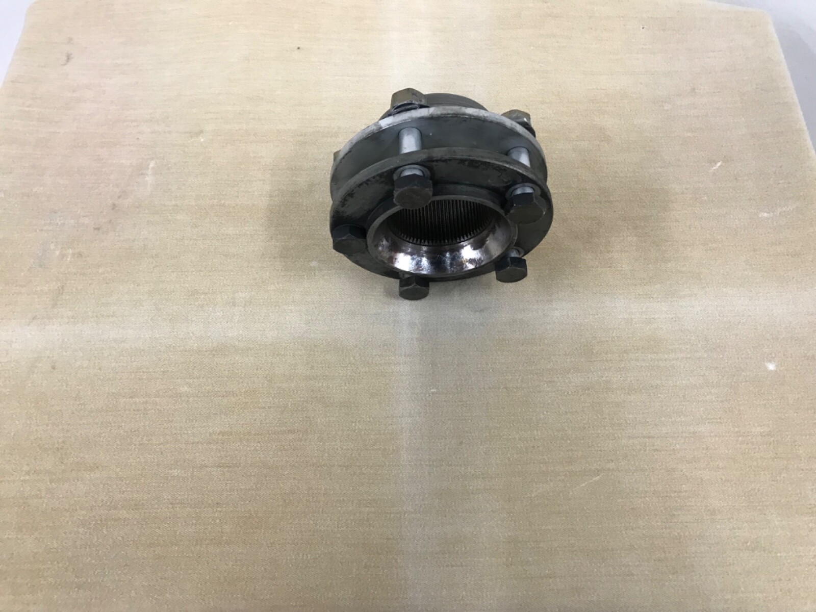 Ferrari 365 GTC4 wheel splined hub part number 700513 or 700512