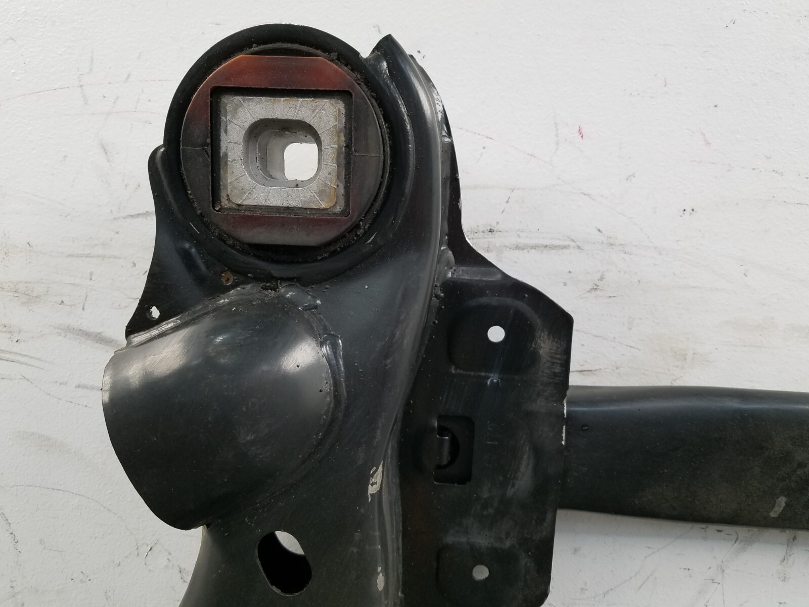 2006 Bentley Continental Flying Spur Front Engine Subframe  Crossmember #2209 Y4