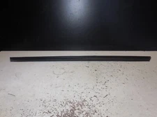 00-06 Mercedes W220 S430 S500 Front Right Door Inner Window Scraper Trim Molding