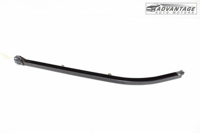 2020-2024 CHRYSLER VOYAGER REAR LEFT SLIDE DOOR TRACK ROLLER RAIL GUIDE OEM