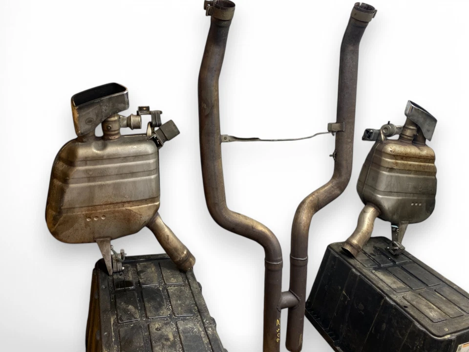 12-14 Bmw 650I F06 Exhasut Muffler Silencer Center Left Right Set Of 3 7605457 Foto 2 de 4