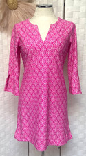 NWOT Jude Connally Megan Pink Geometric 3/4 Sleeve Knee Length V Neck Dress Sz S