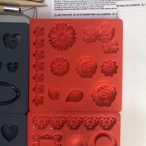 Lot of Sculpey Original Polymer Clay, Tools, and Molds - Roses, Frames, Earrings - Picture 4 of 14