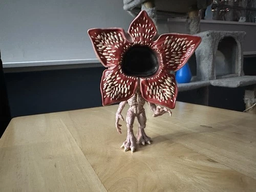 Funko Stranger Things Demogorgon #428 Opened/No Stand