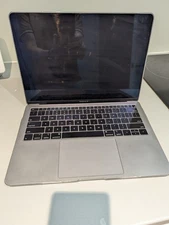 Apple MRE82LL/A MacBook Air 13" Core i5-8210Y 1.6GHz 8GB RAM 128GB SSD Excellent