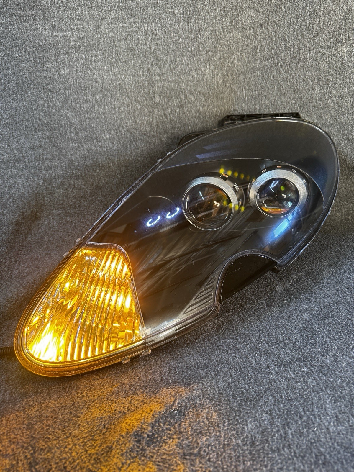 Aston Martin DB9 2005-2012 FRONT+LEFT+INNER Headlight