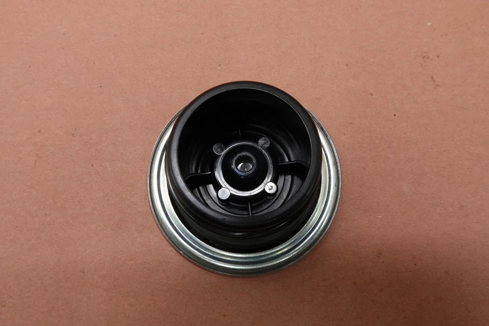 Harley-Davidson Dyna Wide Glide 2005-2006 tanque de combustible tapa de gasolina Foto 4 de 4