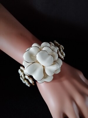 High End Enamel Camellia Flowers Cuff Bracelet 3D Chunky White Event Wedding