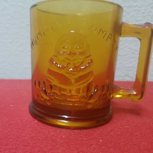 Vintage Amber Glass HUMPTY DUMPTY Tom Tom The Piper's Son Coffee Mug vtg.glass