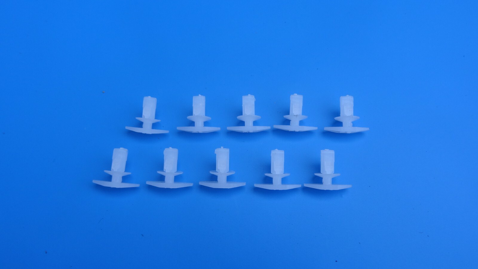 FORD CAR DOOR GASKET SEAL & WEATHERSTRIP FASTENING TRIM CLIPS eBay